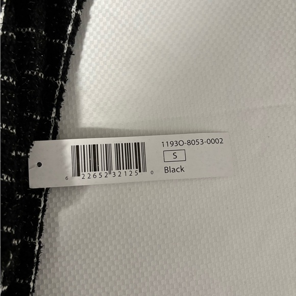 New Tribal Checkered Split Neck Top Women’s Size: Small - Picture 8 of 8